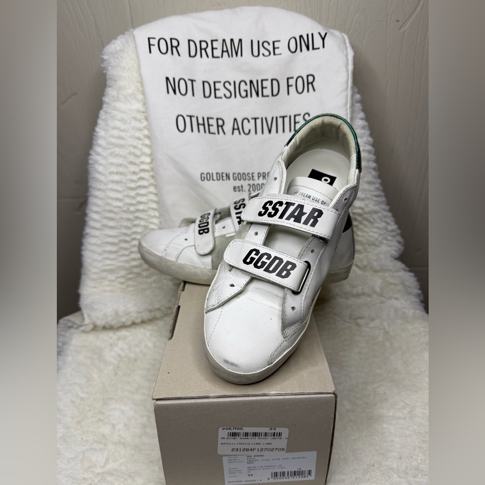 GOLDEN GOOSE White Old School Sneakers